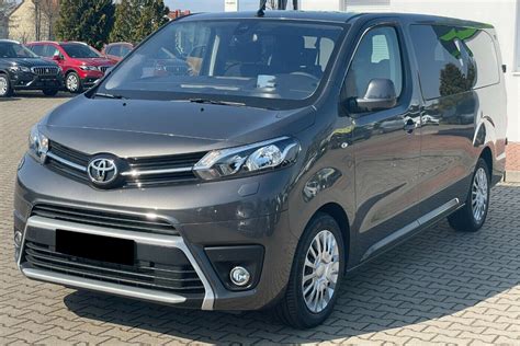 Toyota Proace Verso Long Business Km Kombi Leasing Samochodu