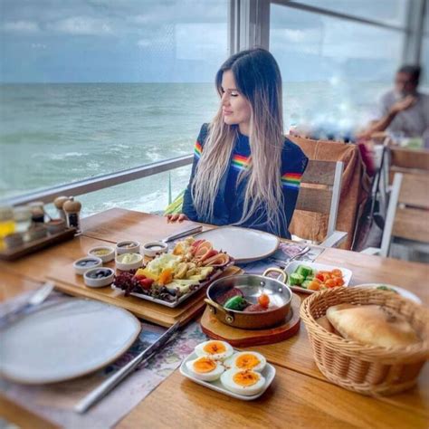 Hot Sexy Zulfia ASMR Bikini Pics