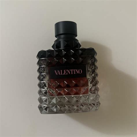 Valentino Donna Born in Roma Eau de Parfum Intense... - Depop