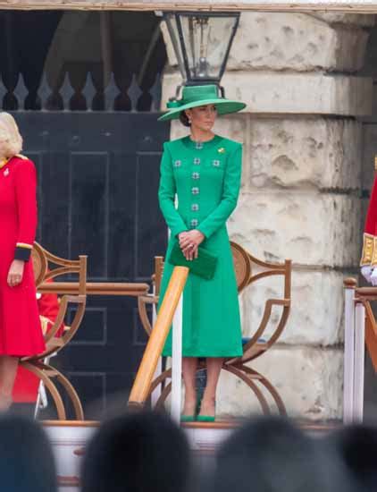 Kate Middleton Ennesima Trasformazione Il Look Al Trooping The Colour