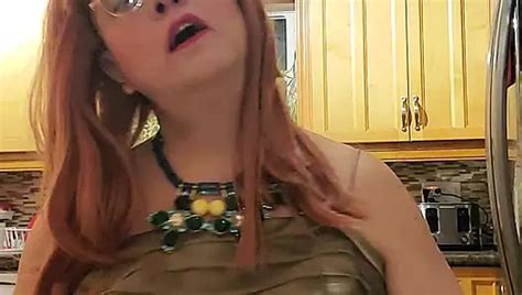 Happy Horny New Year Foot Worship Amateur Porn Feat Eva Rosse69 XHamster