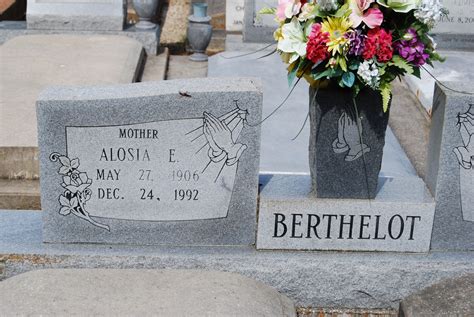 Alosia Dupuy Berthelot 1906 1992 Mémorial Find a Grave