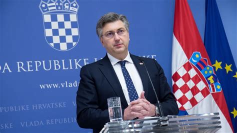 Konferencija Za Medije Predsjednika Vlade Nakon Sastanka S