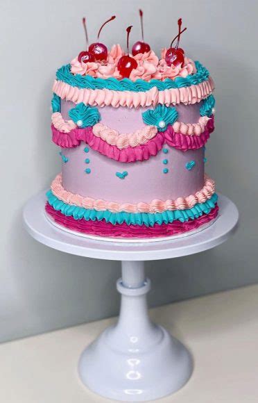 Buttercream Cake Ideas For Every Celebration Lambeth Cake With