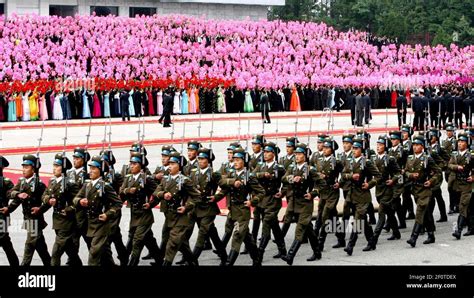 2 October 2007 Pyongyang North Korea North Korean Soldiers March