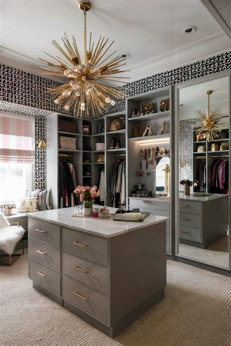 23 Distinguishing Features of Luxury Walk-in Closets that Make Them Unique, Functional and ...