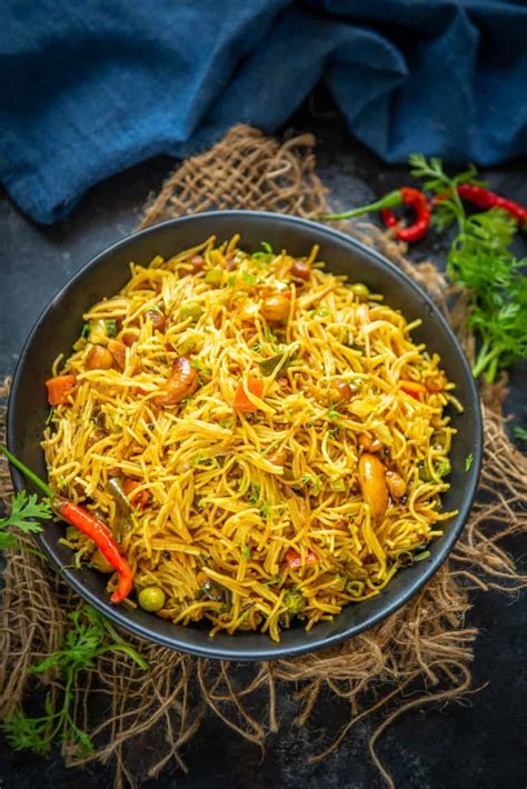 Semiya Upma Recipe (Step by Step + Video) - Whiskaffair