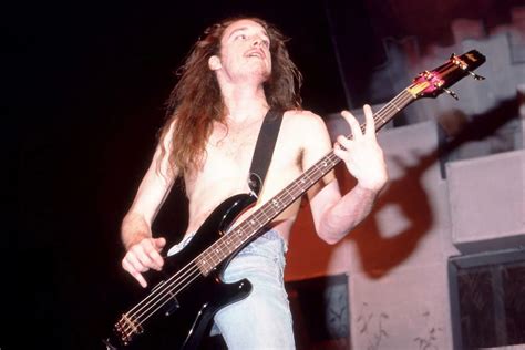 The Two Metallica Songs That Cliff Burton Purposely Hid His Bass Genius In