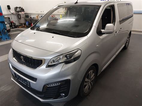 Peugeot Traveller L2 2 0 Blue HDI Automatik Allure