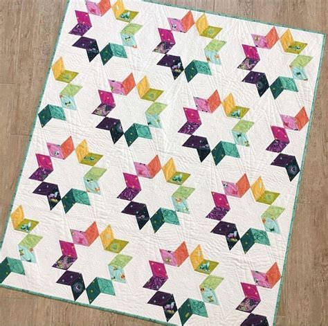 Jaybird Quilts Used Tula Pink Fabrics For Her Cookie Cutter Quilt