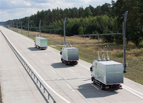 E Highway Schweden Und USA Testen Oberleitungs Lkw DER SPIEGEL