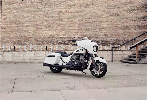 Review Of Indian Chieftain 2019 Pictures Live Photos Description