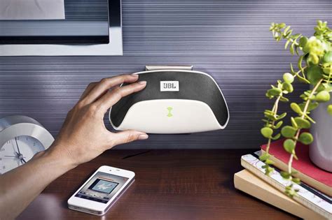 JBL SoundFly Air Plug-in Speaker | Trendy Gadget