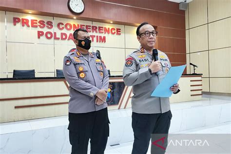 Polri Tindak Tegas Pelaku Anarkis Di Luar Stadion Kanjuruhan Antara News