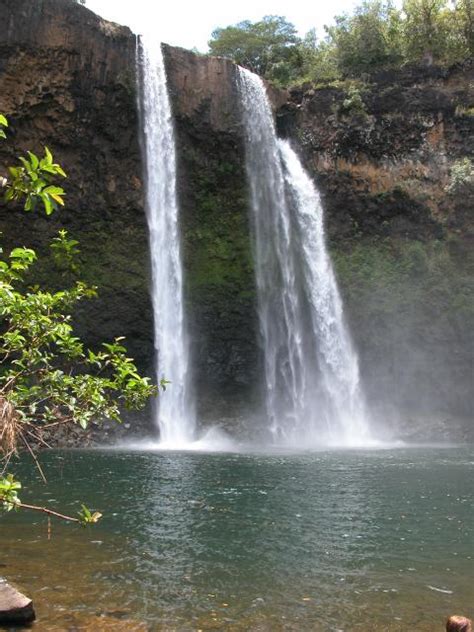 Hiking on Kauai - Hike Descriptions, Guides, Photos, and Information