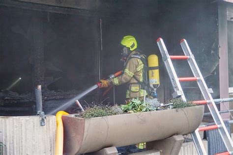 FW Ratingen Wohnungsbrand In Ratingen Feuerwehr Rettet Schwer