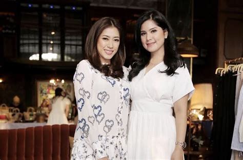 9 Hot Sexy Aliya Yudhoyono Bikini Pics