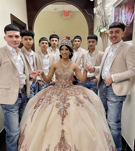 Pin By Alejandra Villalon On Quick Saves Quinceanera Dresses Gold