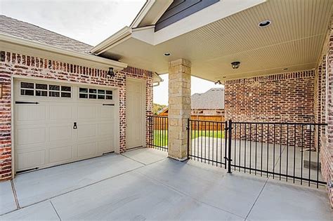 Mccaleb Homes Lewis Floorplan American Craftsman Garage Oklahoma