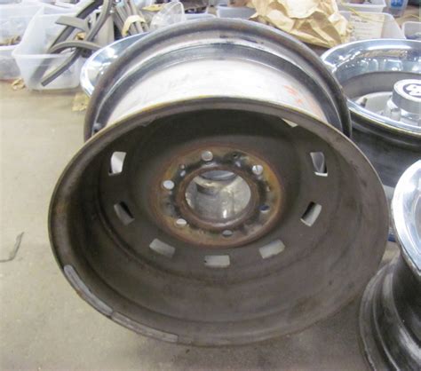 Set Of X Chevy Truck Lug Rallye Wheels With Trim X Gmc Oem