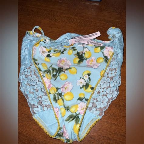 Victoria S Secret Intimates Sleepwear Nwot Victorias Secret Satin Lace String Bikini Panty