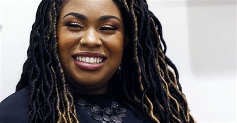 Angie Thomas, The Author Of "The Hate U Give," Has A Message For Young ...