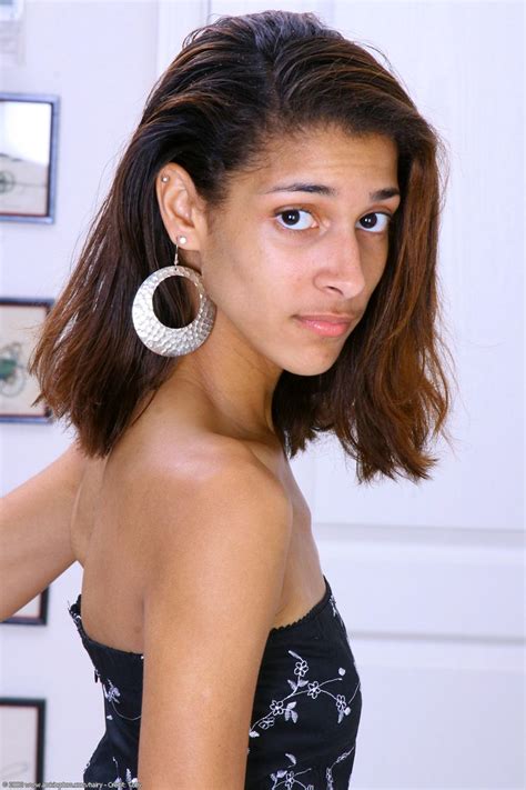 Hairy Woman Showing A Closeup Of Her Pussy Photo Gallery Porn Pics Sex Photos Xxx Gifs