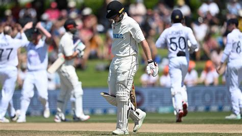 Southee denies gulf in class between New Zealand and England : r/newzealand