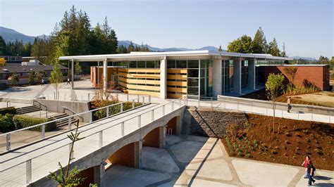 Peninsula College Library Media Center - Mithun