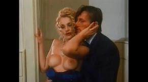 Intrigo Sotto Le Gonne Nude Scenes Aznude