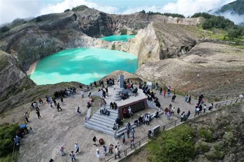 Jumlah Pengunjung Wisatawan Danau Kelimutu Meningkat Tajam Di 2023