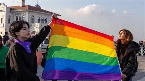 El 70 Por Ciento De Las Personas Lgtbi No Ha Compartido Su Orientación