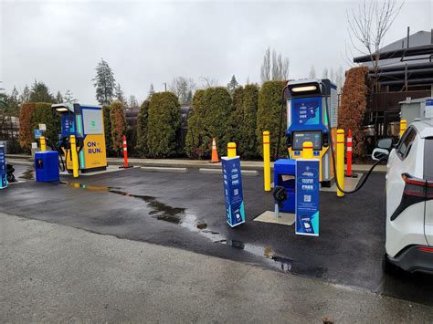 On The Run Convenience Store Langley Twp Bc Ev Station