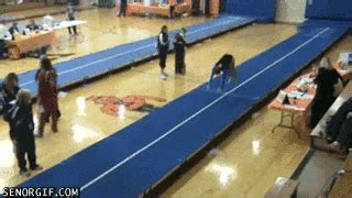 Gymnastics Fails (15 gifs)