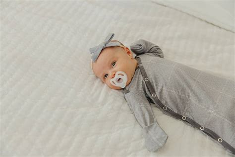 Dakota Newborn Knotted Gown