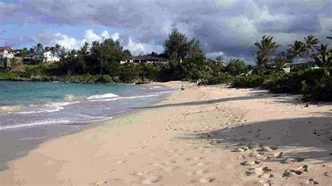 Hukilau Beach | Aloha Hawaii | Hawaii vacation rentals, Hawaii vacation ...