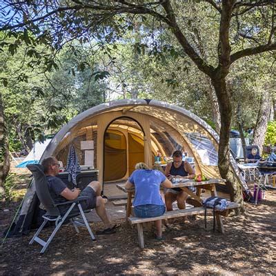 Camping Chardons Bleus Ile de Ré vacances nature Huttopia