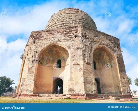 Jahangir Tomb Editorial Image Image Of Architecture 178802100