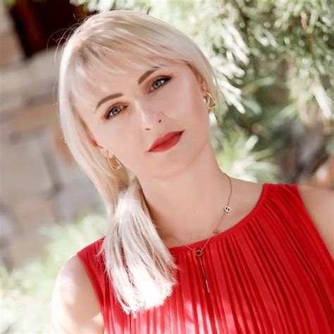 Pretty Lady Olga 44 Yrs Old From Khmelnytskyi Ukraine I Am A Bright