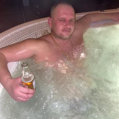 Dicker Arsch Ehefrau Anal In Der K Che Gefickt Weil Sie Wie Eine Schlampe Ausgehen Ging