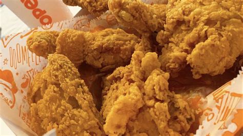 The Most Unhealthy Things You Can Order At Fast Food Chicken Chains