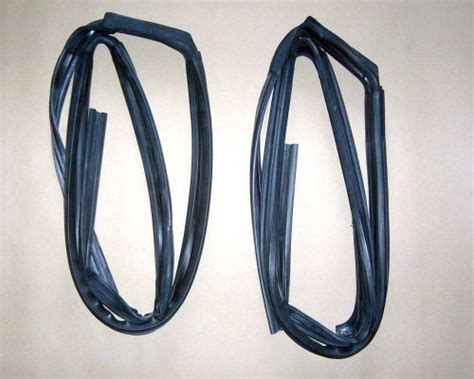 Find Glass For Mitsubishi Mighty Max Run Channel Seal Rubber Set L