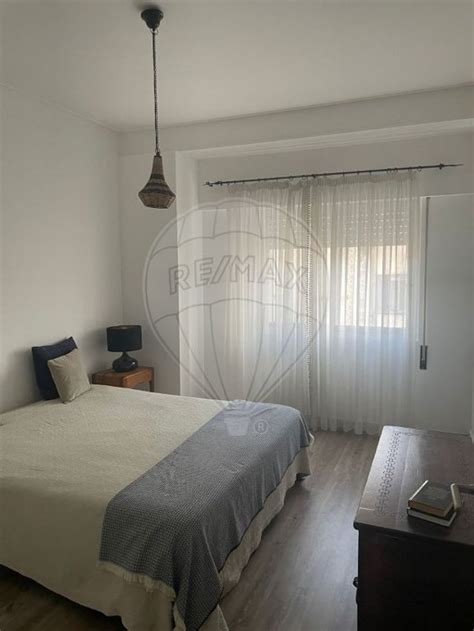 Apartamento T3 à venda na rua do Zambeze s n Monte dos Burgos