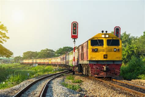 Indian Railways Unlikely To Meet Rs Lakh Crore Asset Monetisation