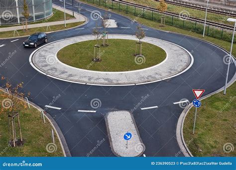 Roundabout Intersection Road Layout Stock Image - Image of road, high ...