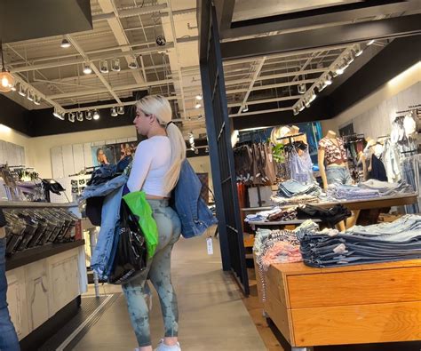 Latina Bubble Spandex Leggings Yoga Pants Forum