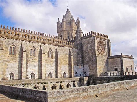 The City of Évora - Portugal Travel Guide