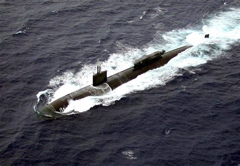 Uss Greeneville Ssn 772 Underway In The Pacific Ocean While