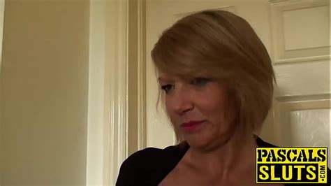 Gorgeous Mature Lady Amy Seduces With Her Super Hot Body xxx Videos Porno Móviles Películas