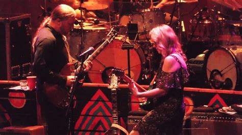 Hold That Line I Am The Moon Ascension Tedeschi Trucks Band 10 1